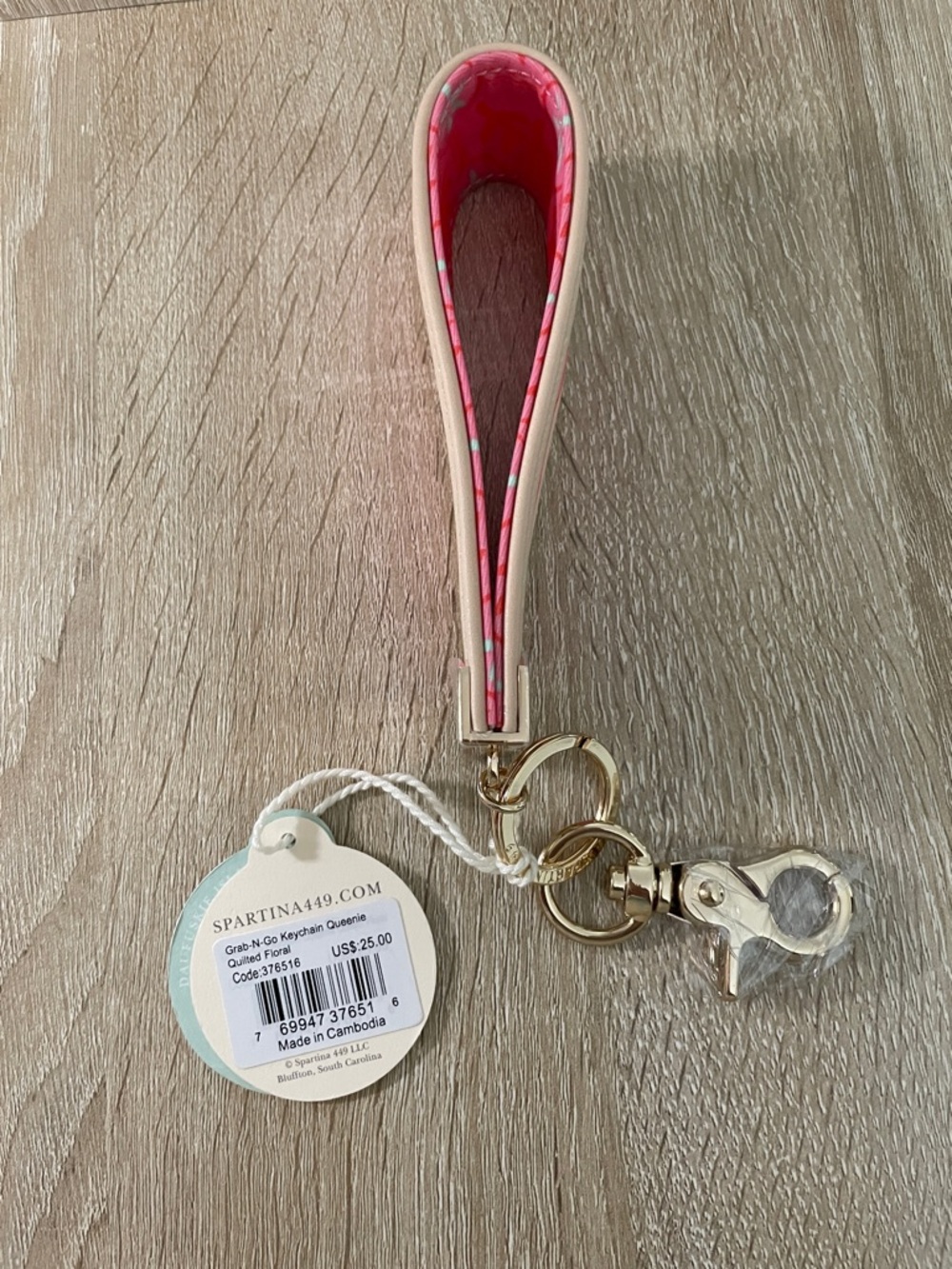 NWT Spartina 449 Coral Pink Floral Wristlet Key & Bag Charm - Picture 3 of 3